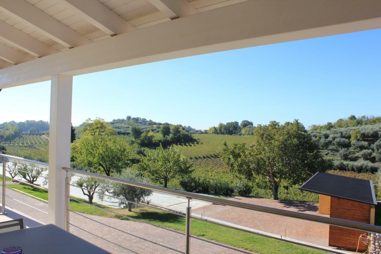 Agriturismo Monte Oliveto 巴多利诺 外观 照片